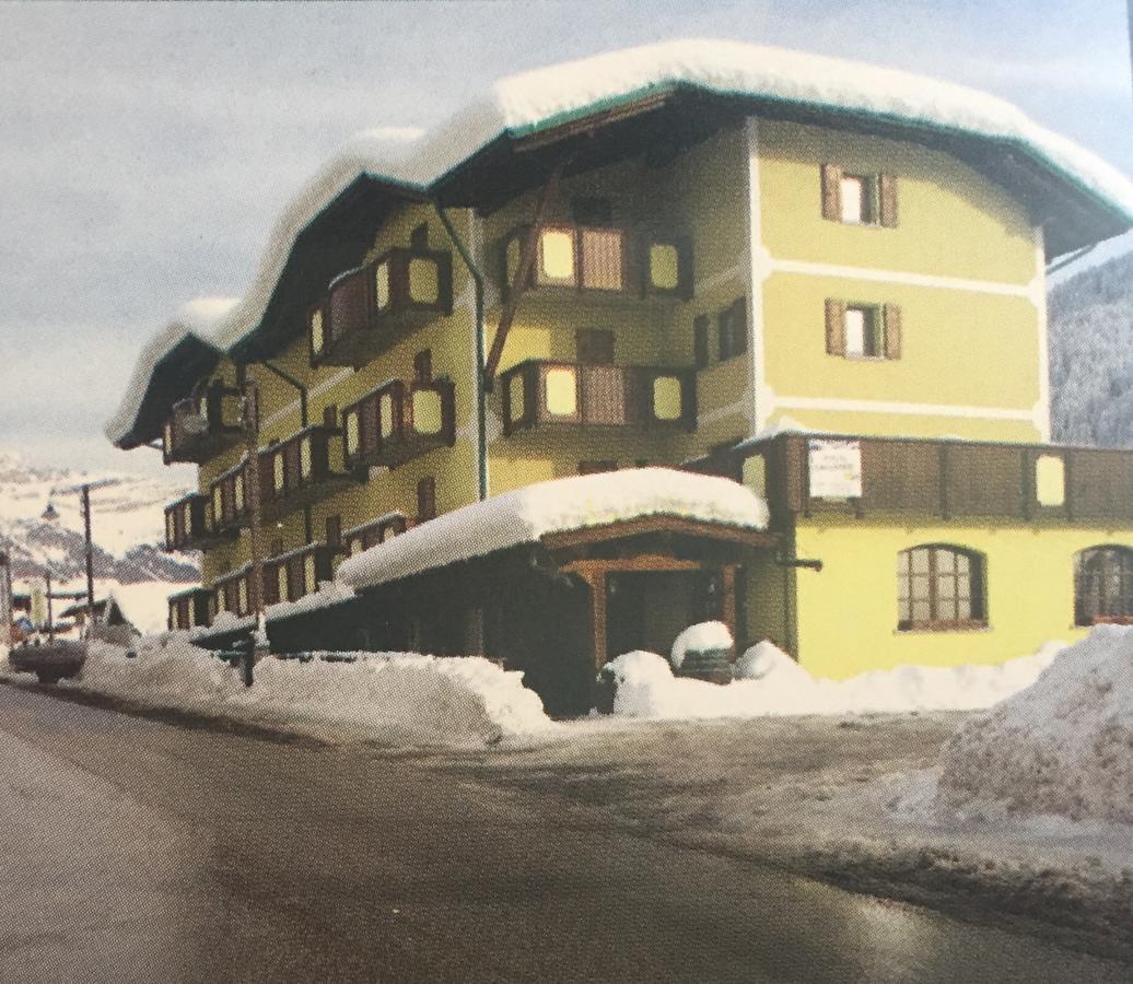 Hotel Tosa 마돈나 디 캄필리오 외부 사진
